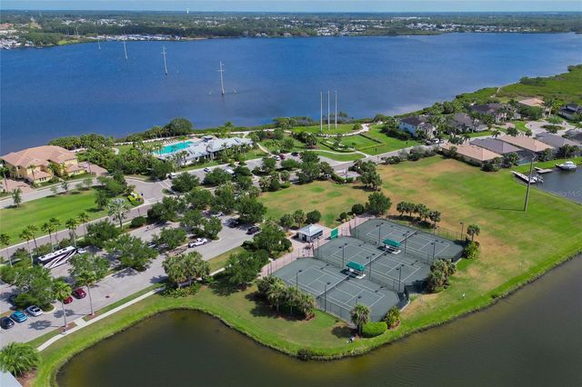 910 TIDEWATER SHORES LOOP 208, Bradenton, FL 34208