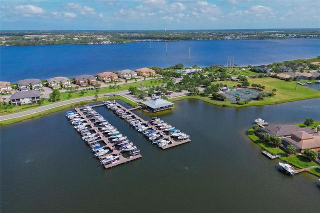 910 TIDEWATER SHORES LOOP 208, Bradenton, FL 34208