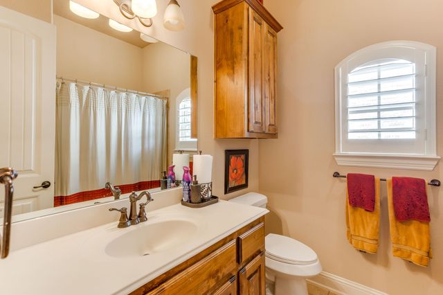 2017 Ironside Drive, Lewisville, TX 75056