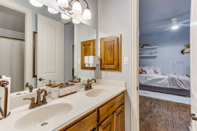 2017 Ironside Drive, Lewisville, TX 75056