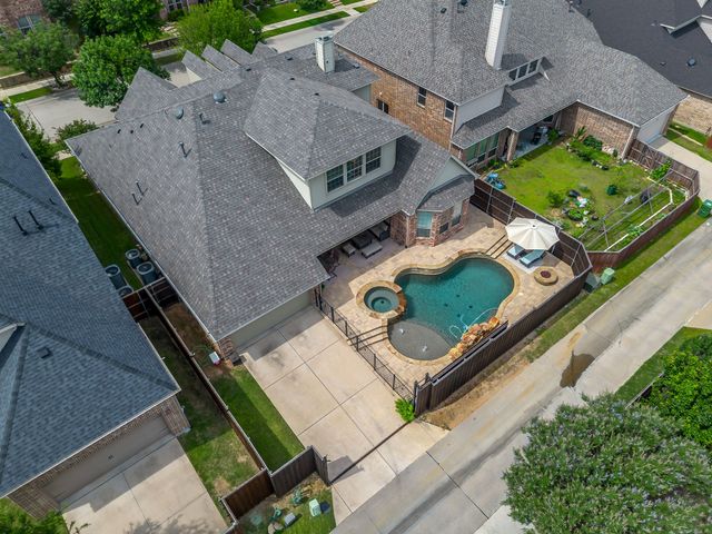 2017 Ironside Drive, Lewisville, TX 75056