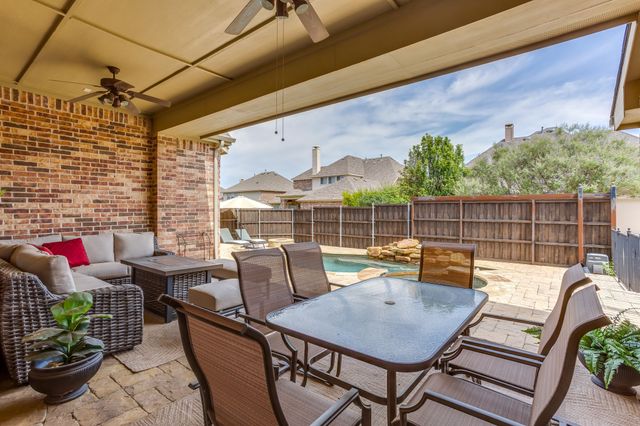 2017 Ironside Drive, Lewisville, TX 75056