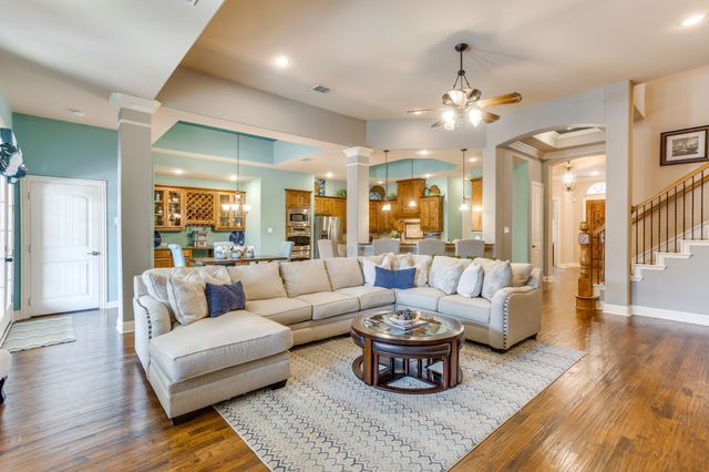 2017 Ironside Drive, Lewisville, TX 75056
