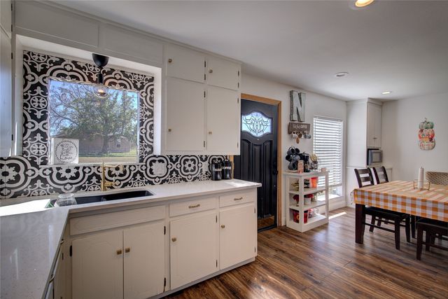 3974 Texas Highway 11 C E, Sulphur Springs, TX 75482