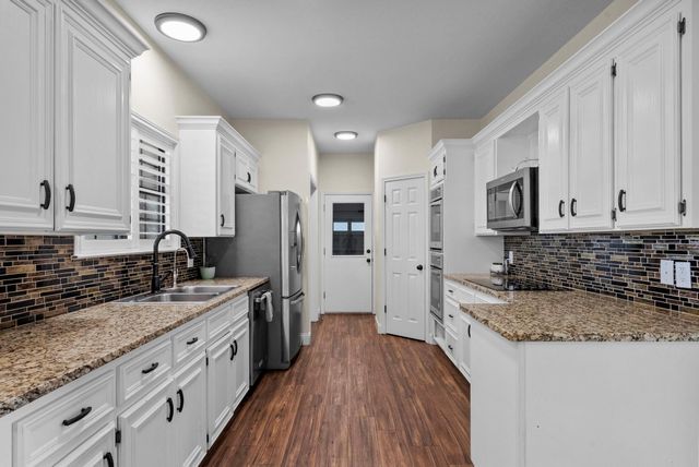 539 Oak Vista DR, Burnet, TX 78611