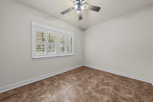 539 Oak Vista DR, Burnet, TX 78611