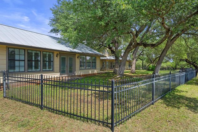 539 Oak Vista DR, Burnet, TX 78611