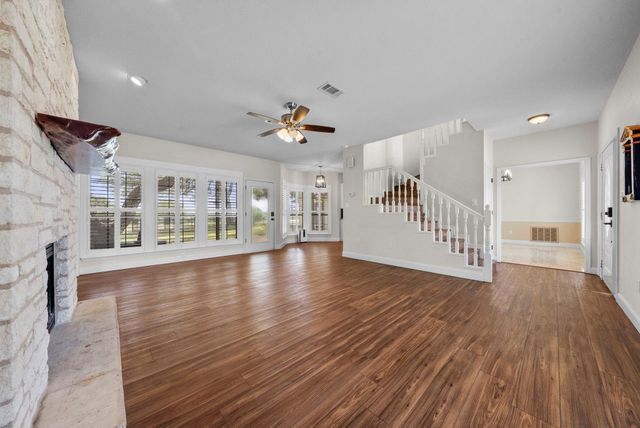 539 Oak Vista DR, Burnet, TX 78611