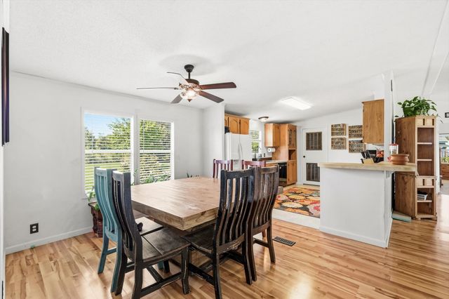5894 Stone Creek Drive, Sanger, TX 76266