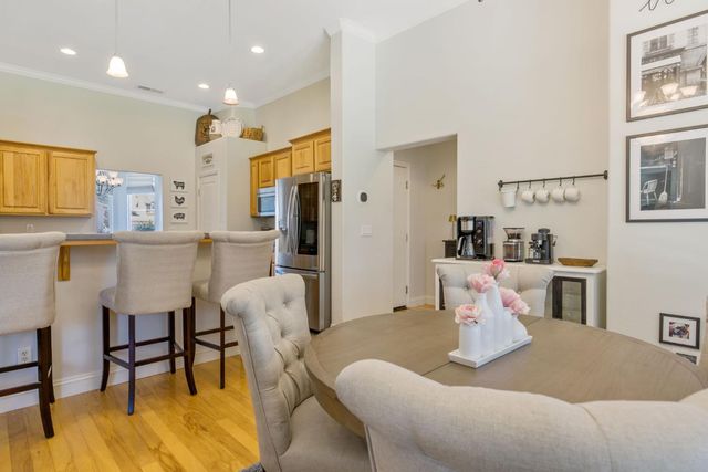 6733 W Dovewood Lane, Fresno, CA 93723