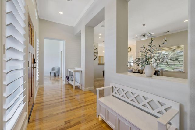 6733 W Dovewood Lane, Fresno, CA 93723