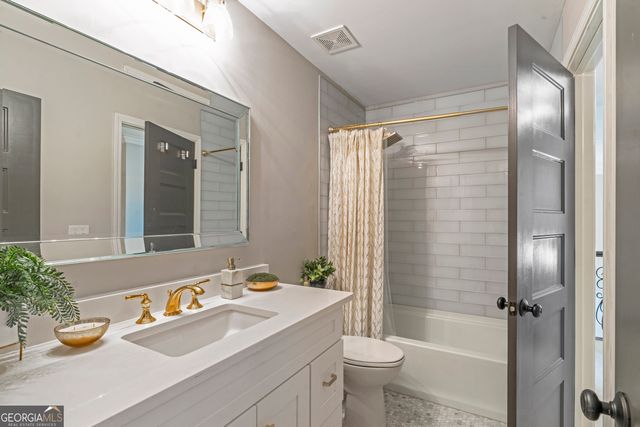515 Delaperriere Loop, Jefferson, GA 30549