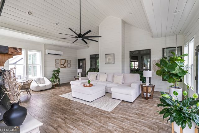 515 Delaperriere Loop, Jefferson, GA 30549