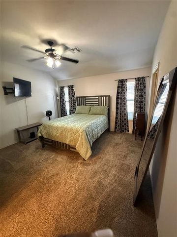 8041 Waters Edge Way, Oklahoma City, OK 73135