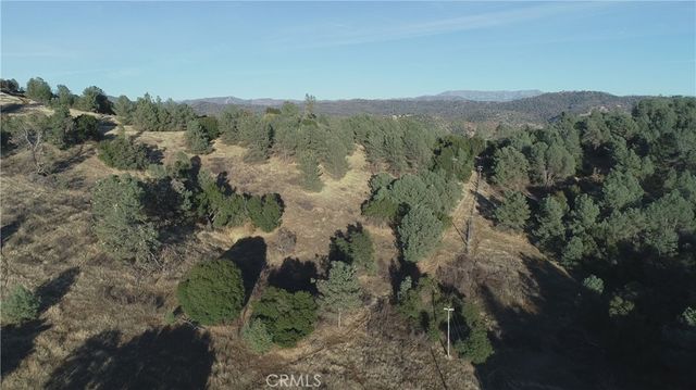 21 Bumguardner Mountain Road, Mariposa, CA 95338