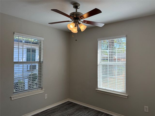 1926 Bayside Street, Dallas, TX 75212