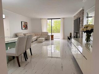 500 Three Islands Blvd 106, Hallandale Beach, FL 33009