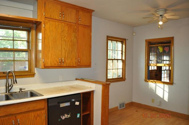 3918 Hayes Street NE, Columbia Heights, MN 55421