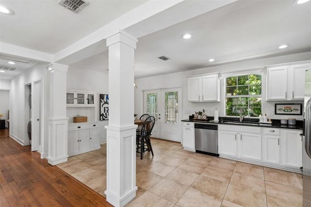 2801 S MANHATTAN AVENUE, Tampa, FL 33629