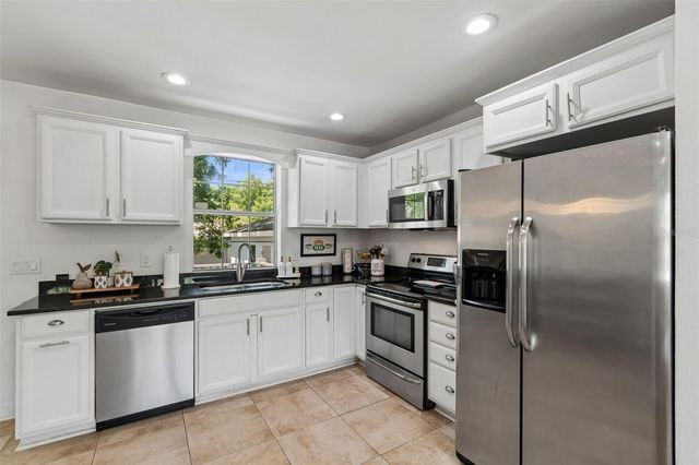 2801 S MANHATTAN AVENUE, Tampa, FL 33629