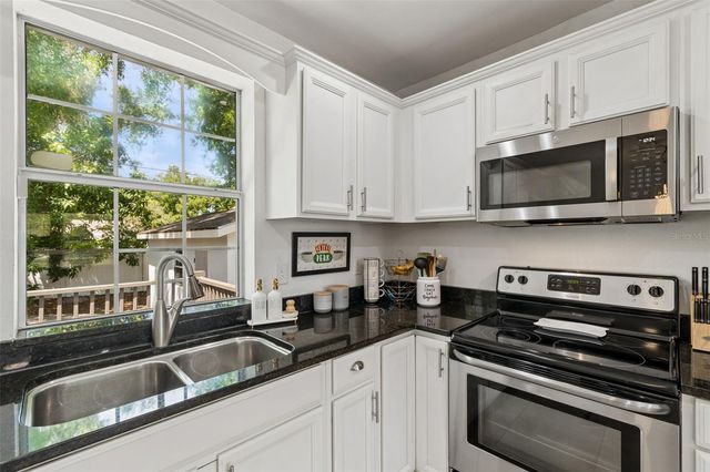 2801 S MANHATTAN AVENUE, Tampa, FL 33629