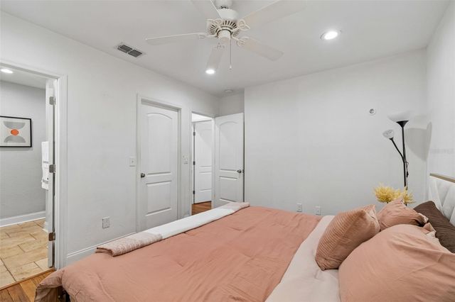 2801 S MANHATTAN AVENUE, Tampa, FL 33629