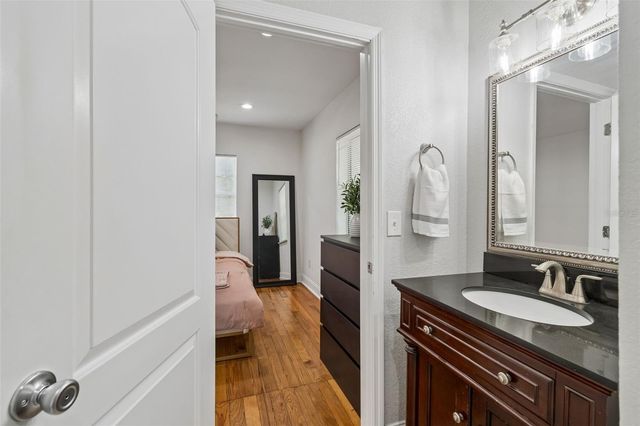 2801 S MANHATTAN AVENUE, Tampa, FL 33629