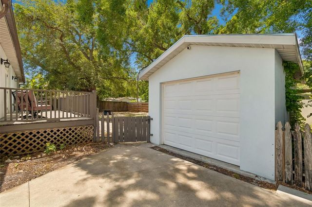 2801 S MANHATTAN AVENUE, Tampa, FL 33629