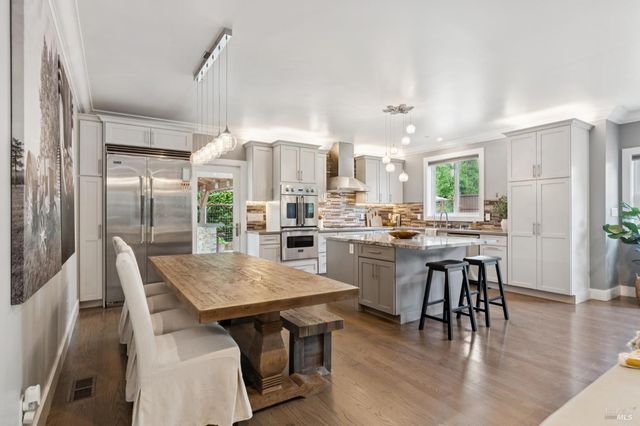 227 Theodor Ln, Sonoma, CA 95476