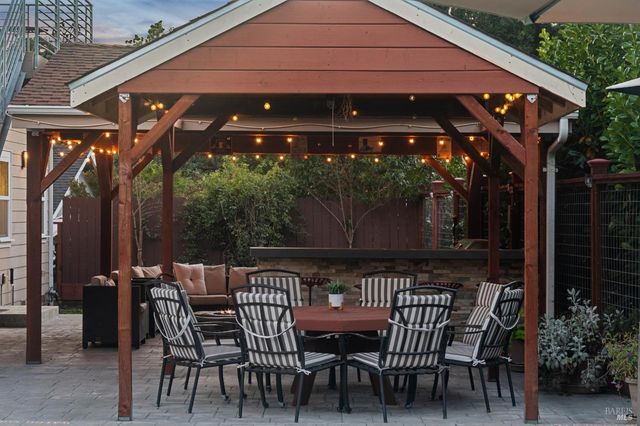 227 Theodor Ln, Sonoma, CA 95476