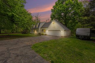 2813 Brookside Boulevard, Jackson City, MI 49203