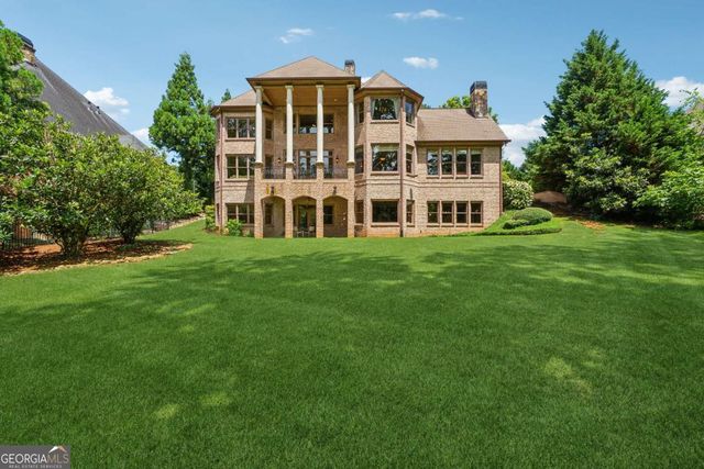6935 Wakehurst Place, Cumming, GA 30040