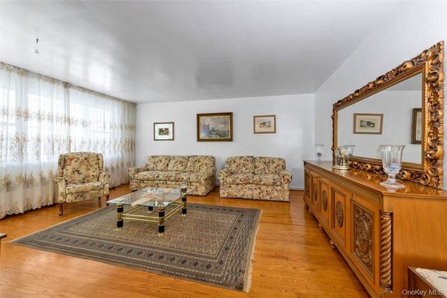 1201 Neill Avenue, Bronx, NY 10461