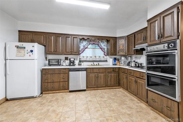 1201 Neill Avenue, Bronx, NY 10461