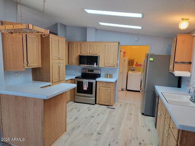 3804 N KANSAS Avenue, Florence, AZ 85132