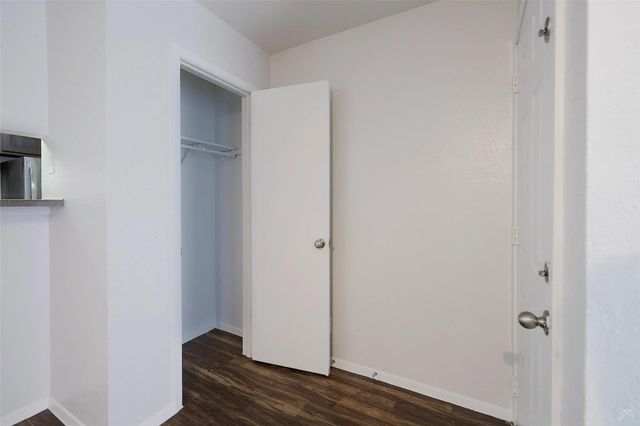 6808 S I-35 Frontage RD 175, Austin, TX 78745