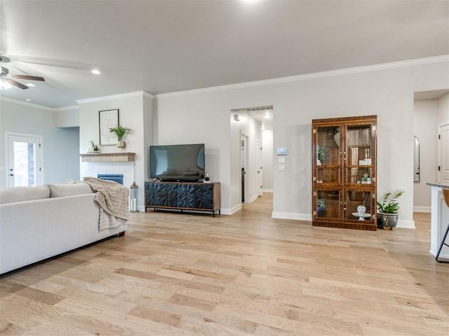 408 Tralee Lane, Yukon, OK 73099