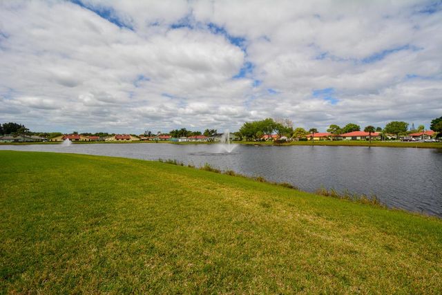 1775 Lakefront C2 Boulevard 2, Fort Pierce, FL 34982