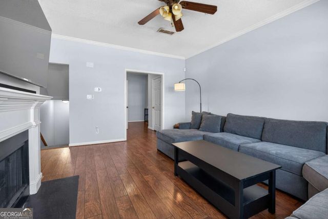 105 Vinings Forest Circle SE, Smyrna, GA 30080