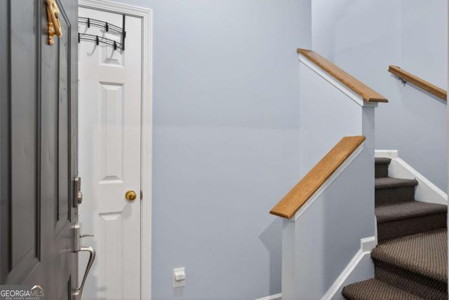 105 Vinings Forest Circle SE, Smyrna, GA 30080