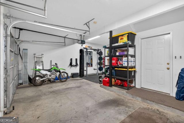 105 Vinings Forest Circle SE, Smyrna, GA 30080