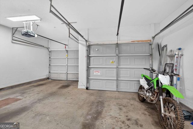 105 Vinings Forest Circle SE, Smyrna, GA 30080