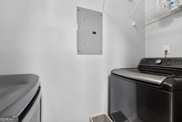 105 Vinings Forest Circle SE, Smyrna, GA 30080