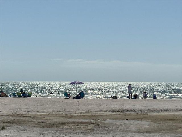 6041 Gulf RD, Fort Myers Beach, FL 33931