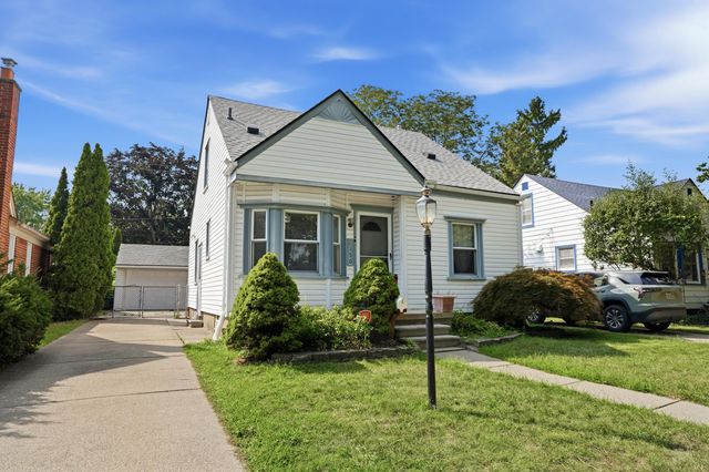2950 Mckinley Street, Dearborn, MI 48124