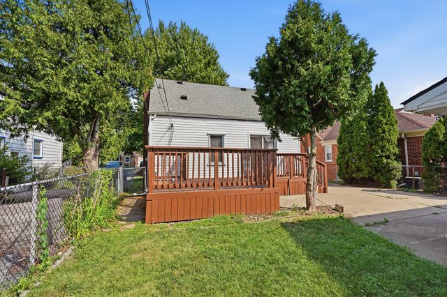 2950 Mckinley Street, Dearborn, MI 48124