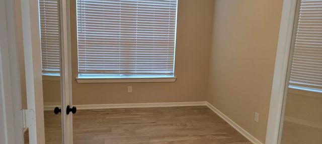 405 Rise Lane, Woodforest, TX 77316