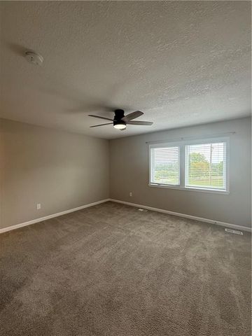 701-703 N 2nd Street, Leavenworth, KS 66048