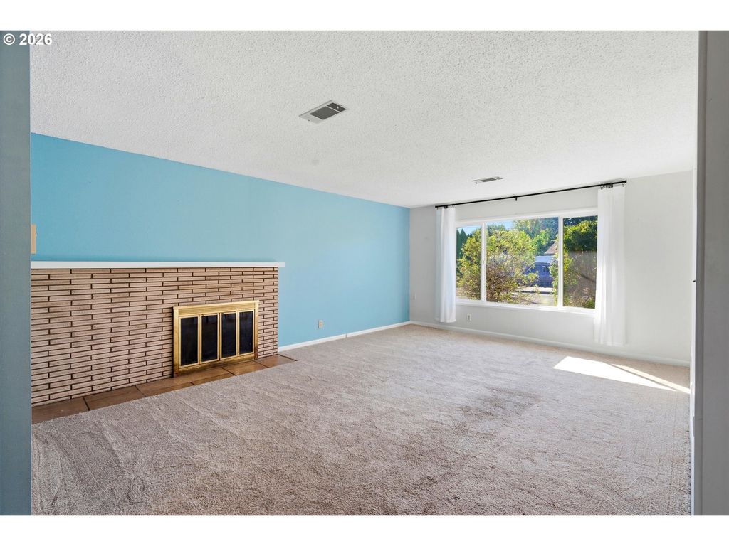 Image 8 of property listing at 2608 Ne IRVINE St, Mc Minnville, OR 97128