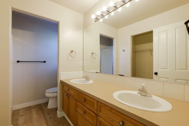 3425 SW Juniper Avenue, Redmond, OR 97756